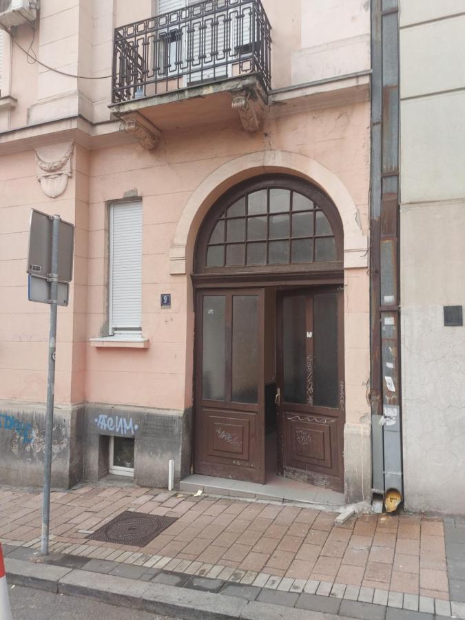 Apartman Mikikiki Belgrade Extérieur photo